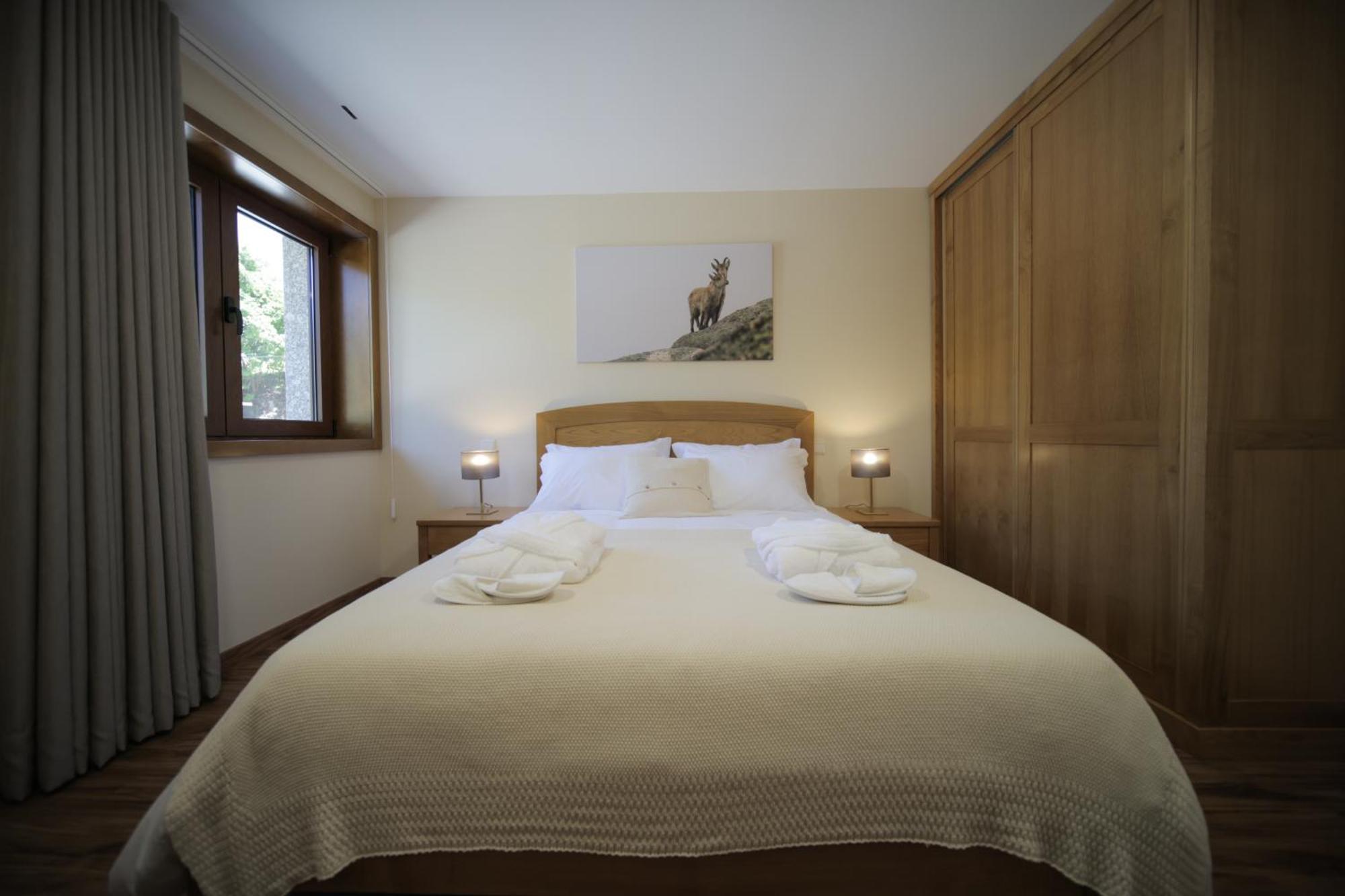 Casa Da Fonte - Geres Hostel ภายนอก รูปภาพ
